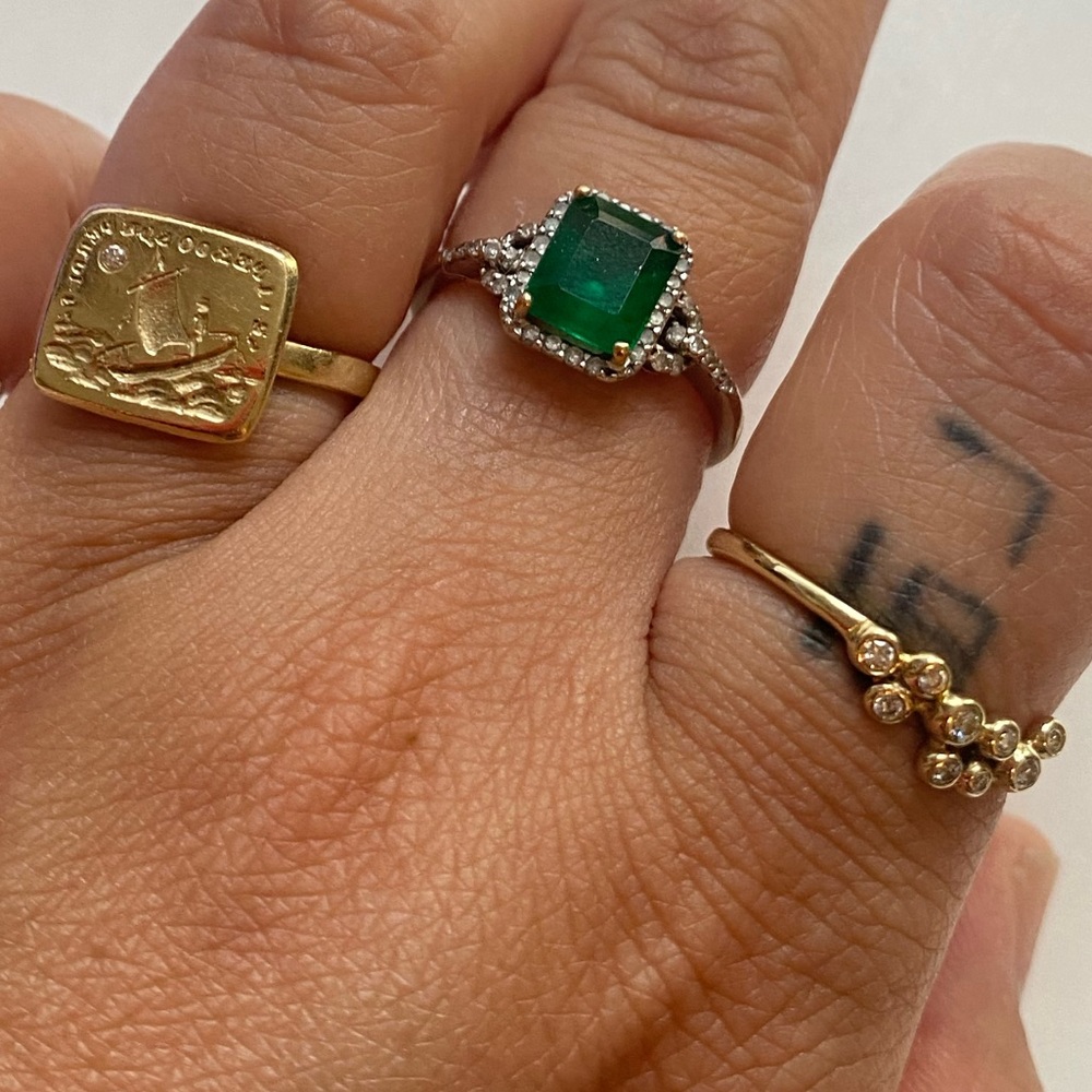 Stunning Emerald, Diamond, 14K Golf Ring - Picture 3 of 3
